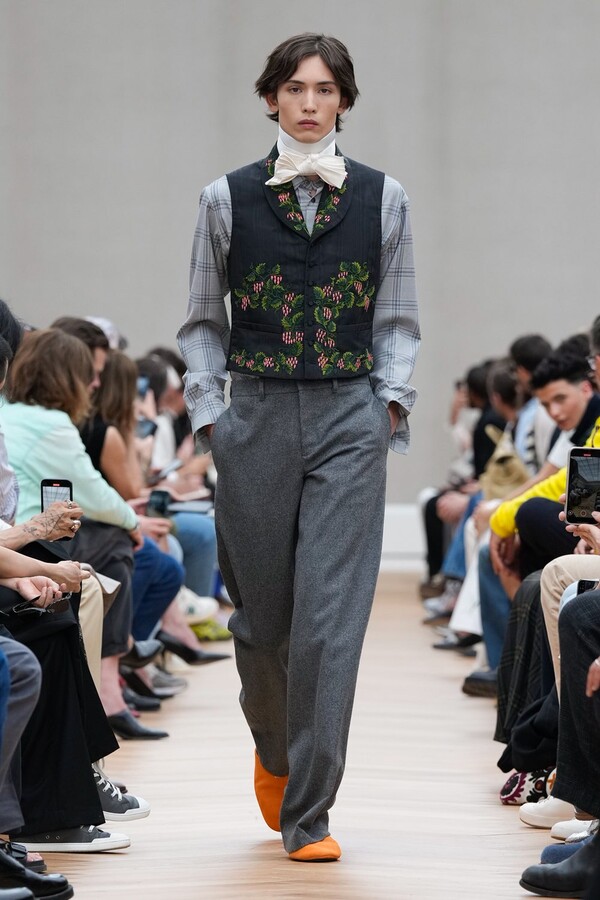 Jonathan Anderson For Dior5