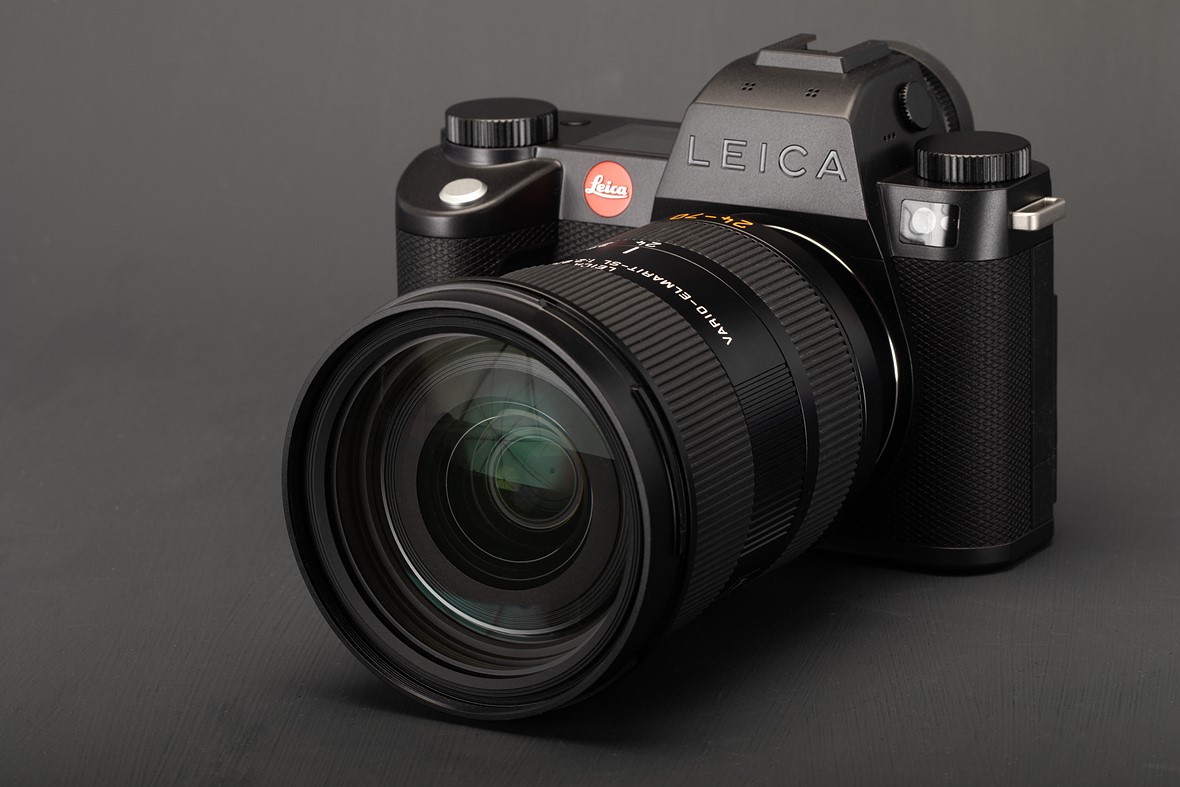 Leica Sl3 S Angled View