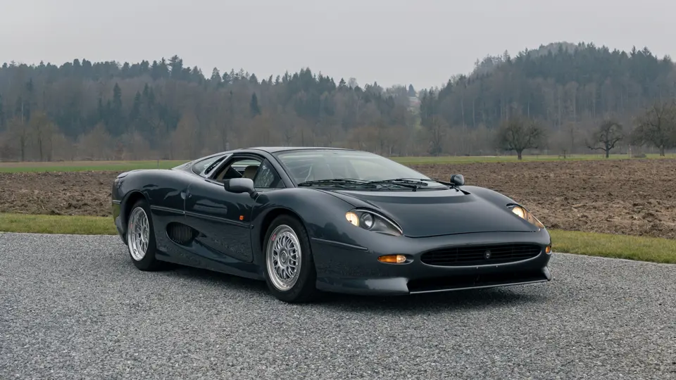 Unique Jaguar Xi220 At Auction At Sothebys