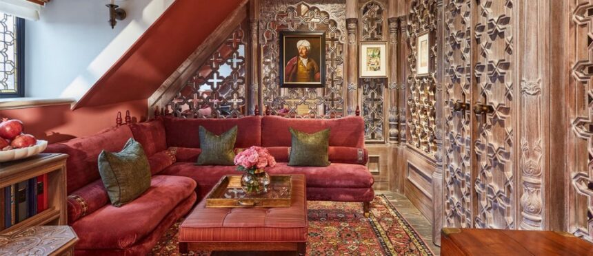 what the kings lodge apartment hides
