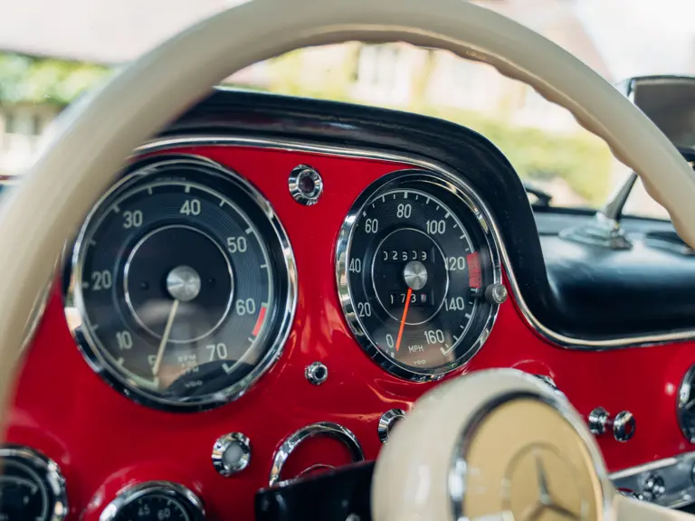 Red Mercedes At Auction2