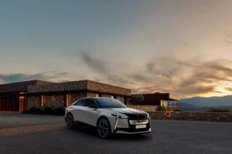 Ds N°8 Premium Electric SUV with 750 km Range and French Flair