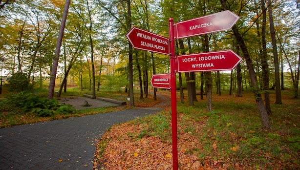 Themed Paths in Maor Hpuse Spa Park