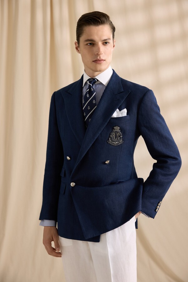 Trendy Men's Suits Top 10 Brands55