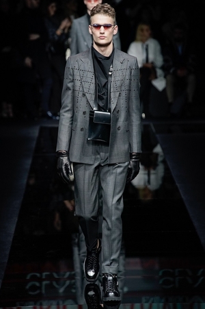Trendy Men's Suits Top 10 Brands=armani1